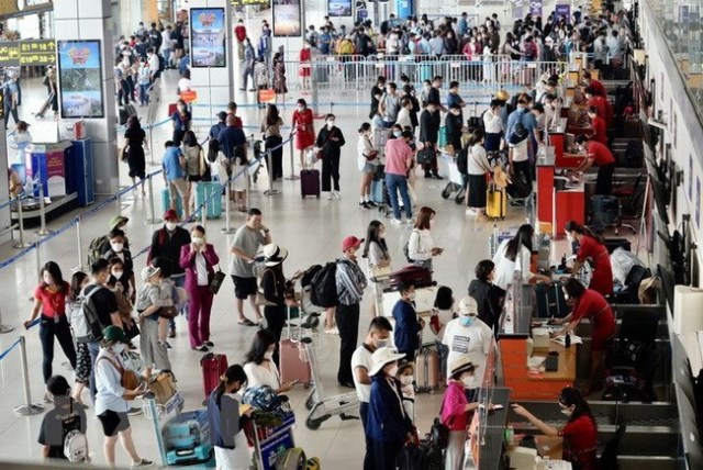 Tăng cường biện pháp kiểm soát an ninh hàng không tại các cảng hàng không, sân bay dịp Tết Dương lịch 2024